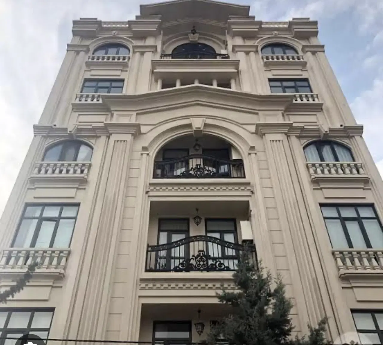۱۲۰متر قلیپور خوش نقشه و شیک