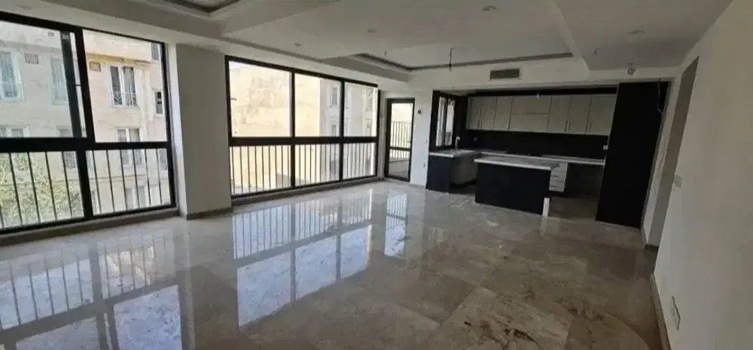 100متر 2خواب طبقه هفتم فول امکانت ویو کل تهران