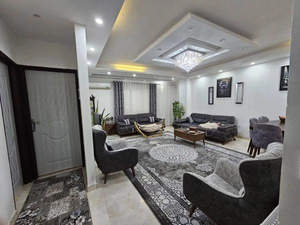 واحد ۹۵متری گلباغ نماز