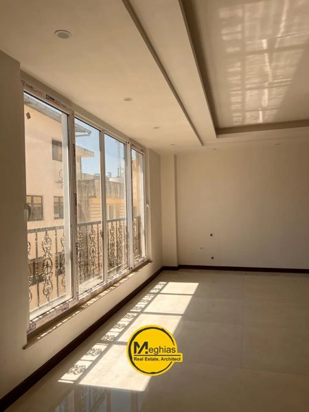 فروش پارتمان ۱۹۰ متری خشک چهارراه ۱۵ خرداد