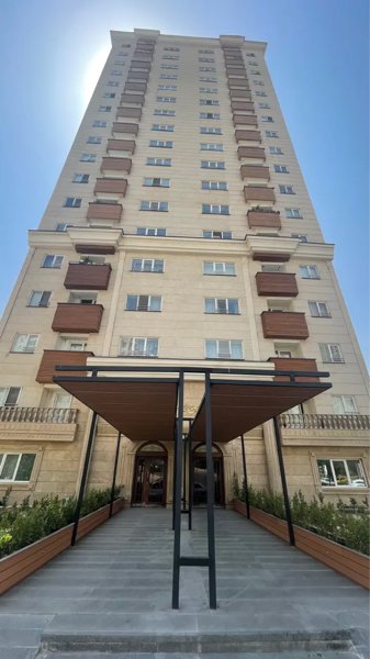 ۱۲۰ متری ۳خواب شمال دریاچه