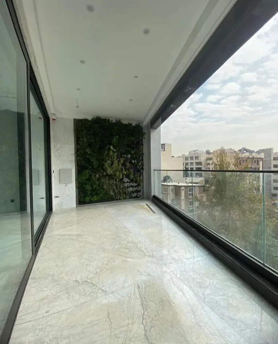 210متر_ تک واحدی_ تاپ لوکیشن_ 3 پارکینگ