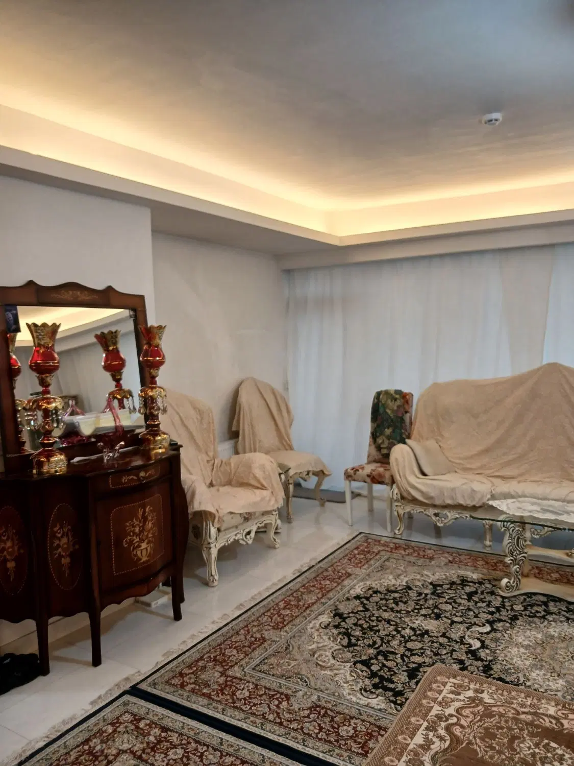 اپارتمان ۱۳۵ متر میرداماد زعفرانیه رجایی شهر شبنم
