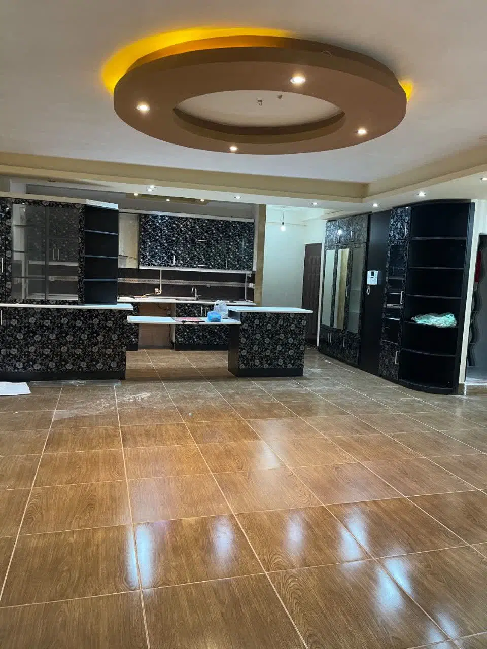 گلسار خ ۹۶ اجاره ۱۲۰ متر