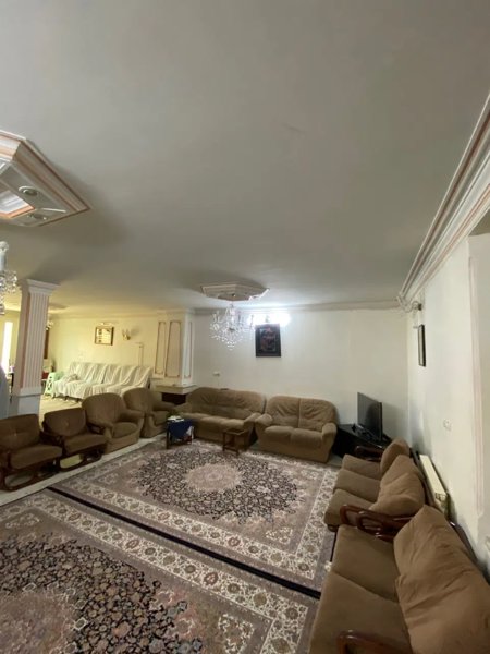 فردوسی شمالی۱۵۰متر۳خواب_تک واحدی_۲پارکینگ سندی