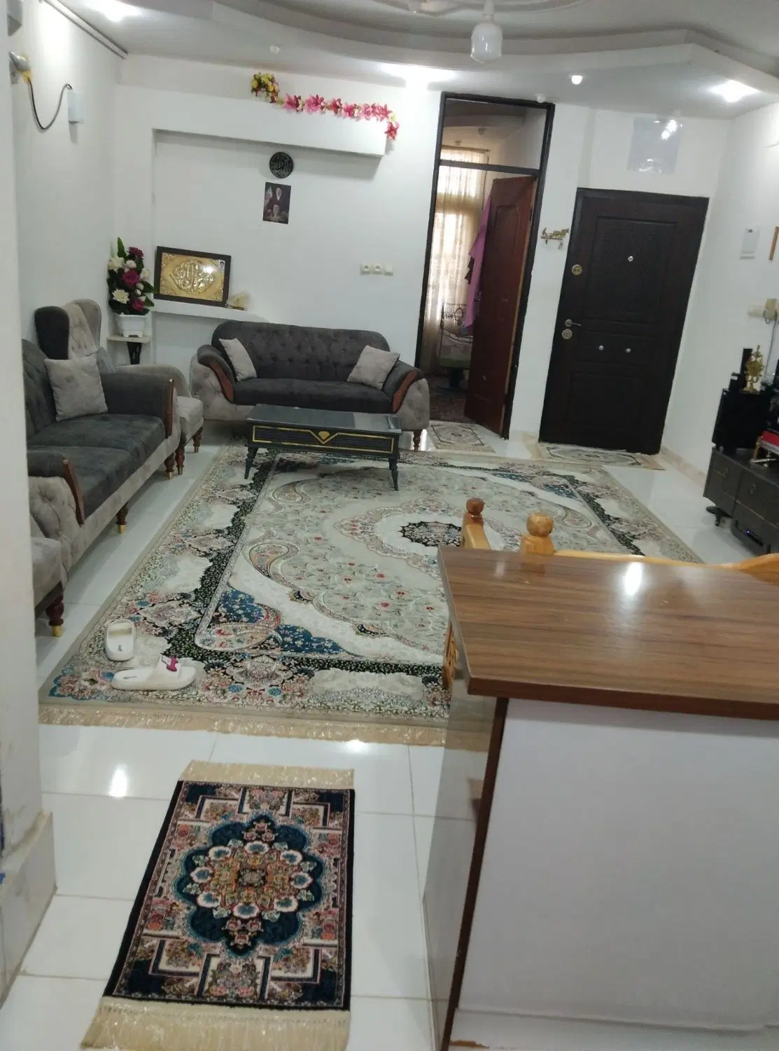 فروش واحد 76 متری دو خواب
