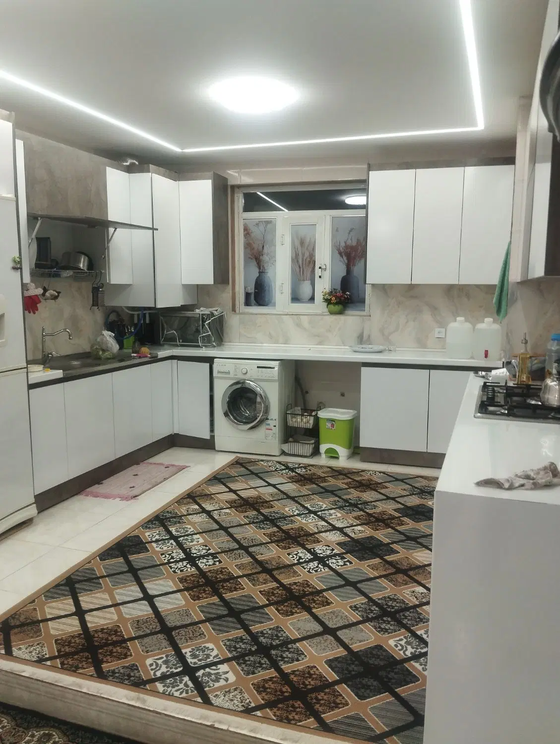 آپارتمان دو خوابه نشاط