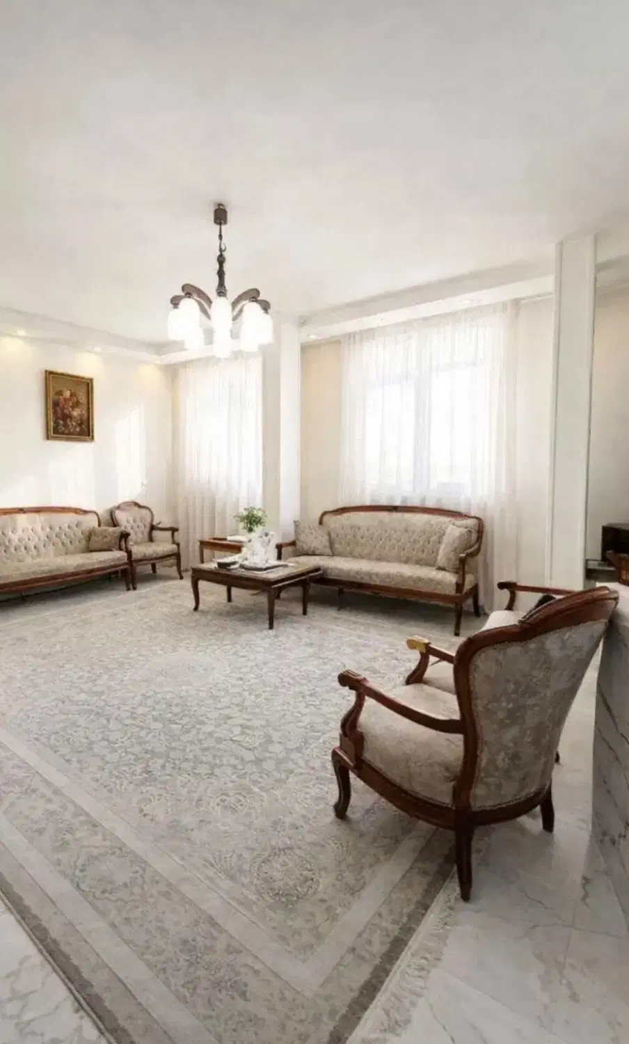 ۹۳ متر سرمایه گذاری بر خیابان کمیل