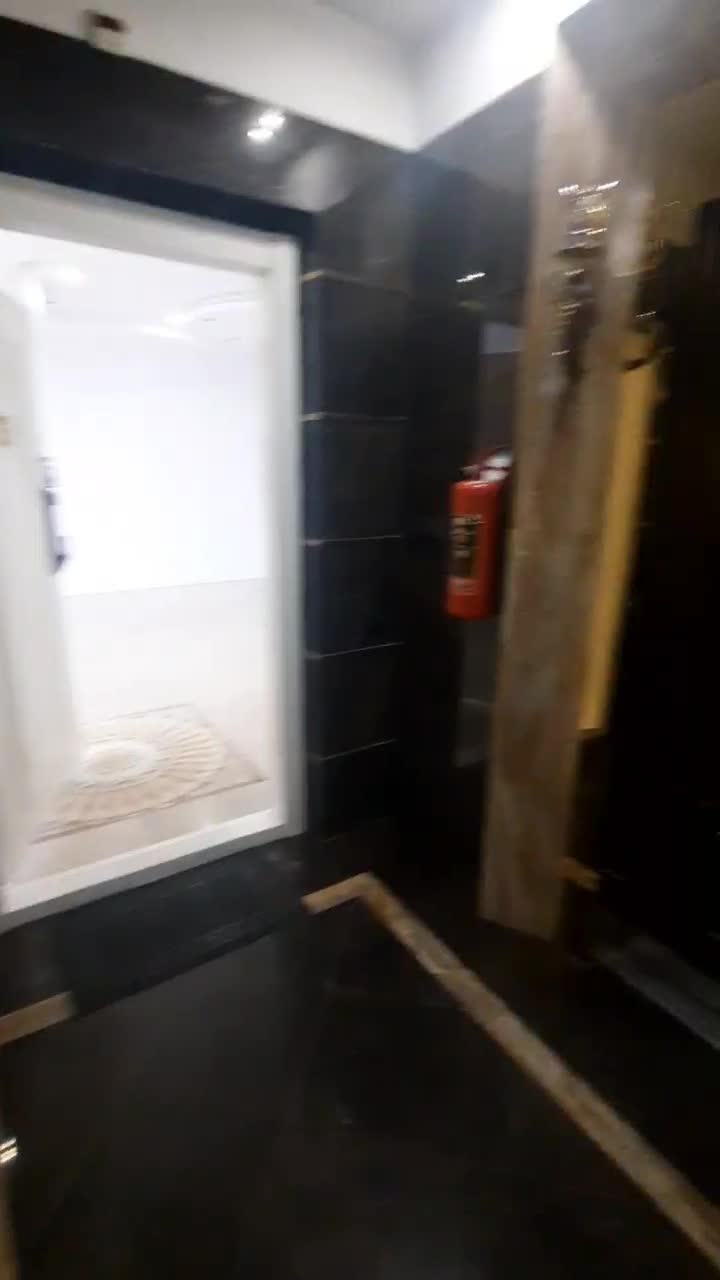 200متر۴پارکینگ غرق درنور نوساز
