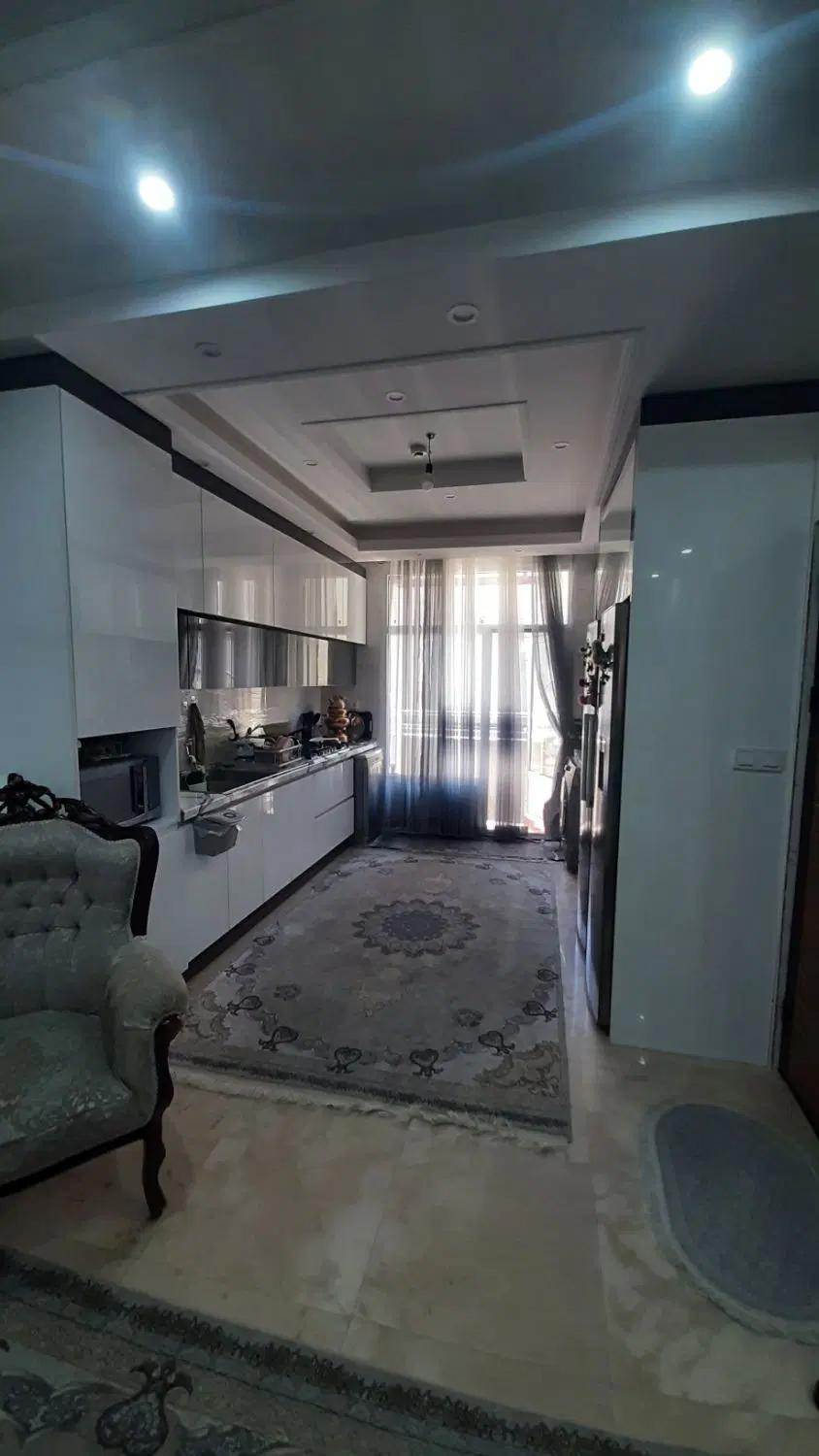 ۷۳ متر _ خوش نقشه _یک سال ساخت
