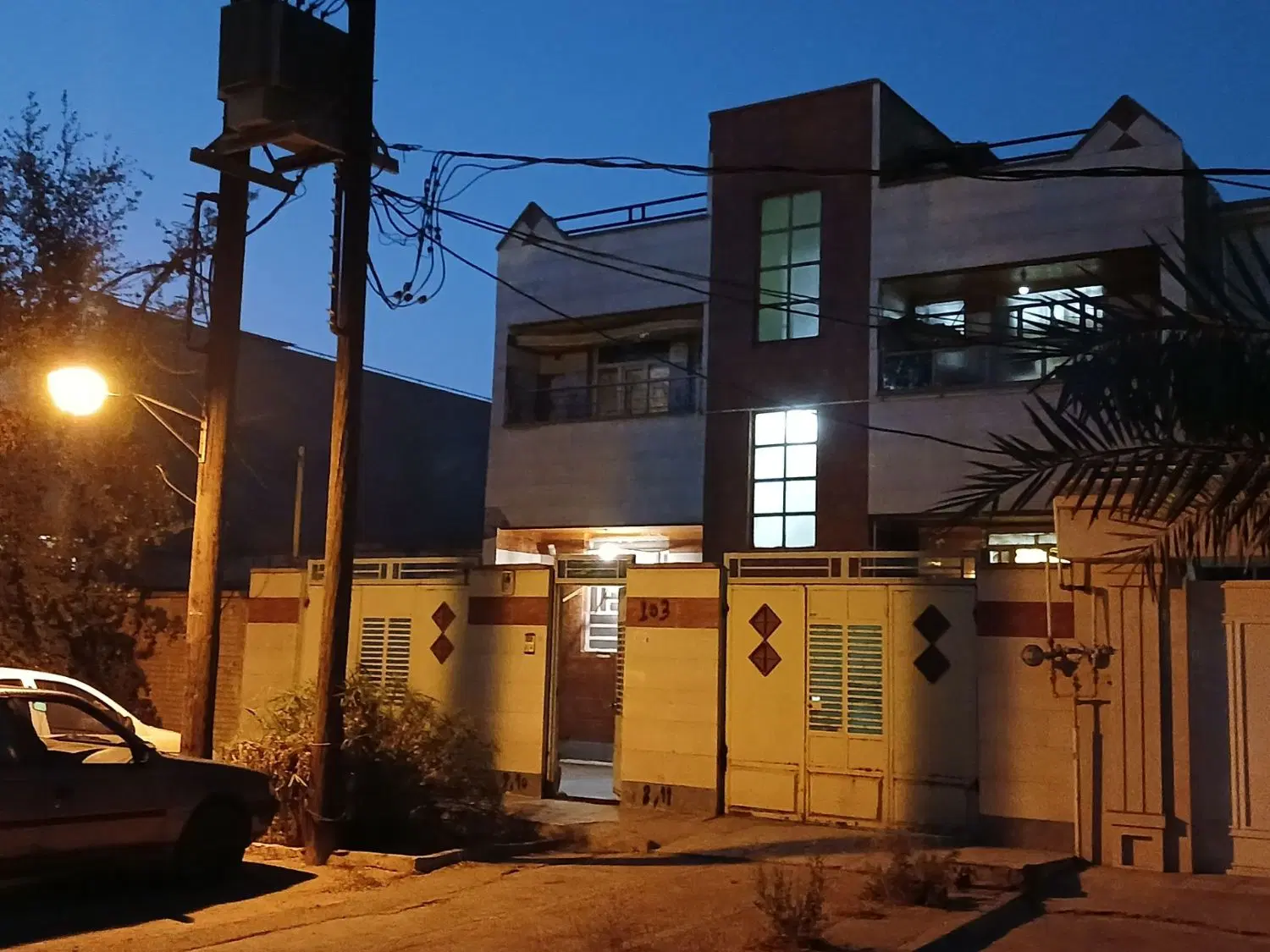 فروش خانه آپارتمان۴ واحده