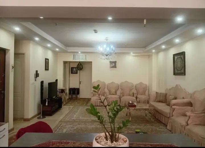 ۹۵ متر ۲ خواب فول امکانات خوش نقشه