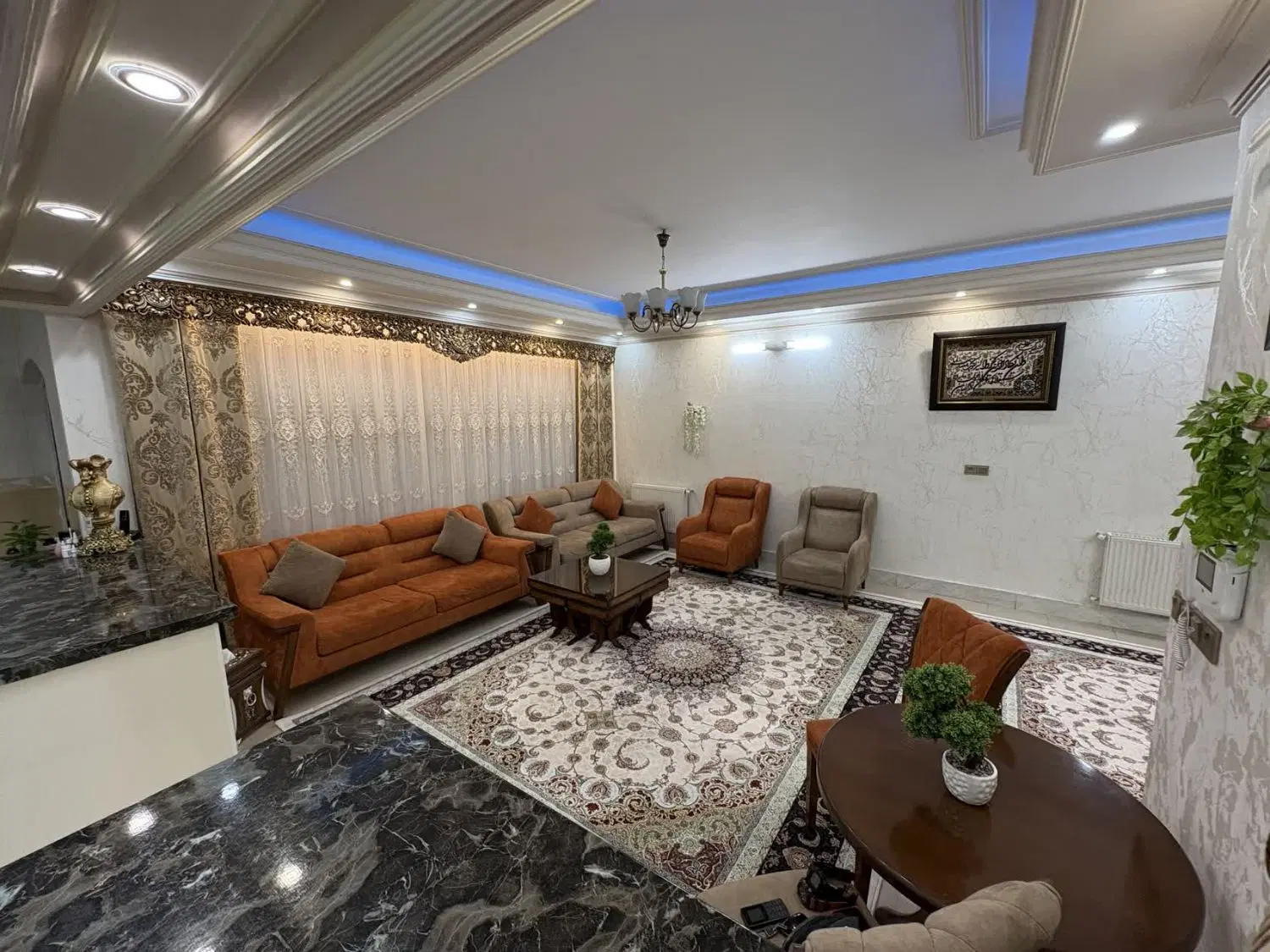 آپارتمان ۸۲ متر ، فول امکانات، دیزاین درجه ا