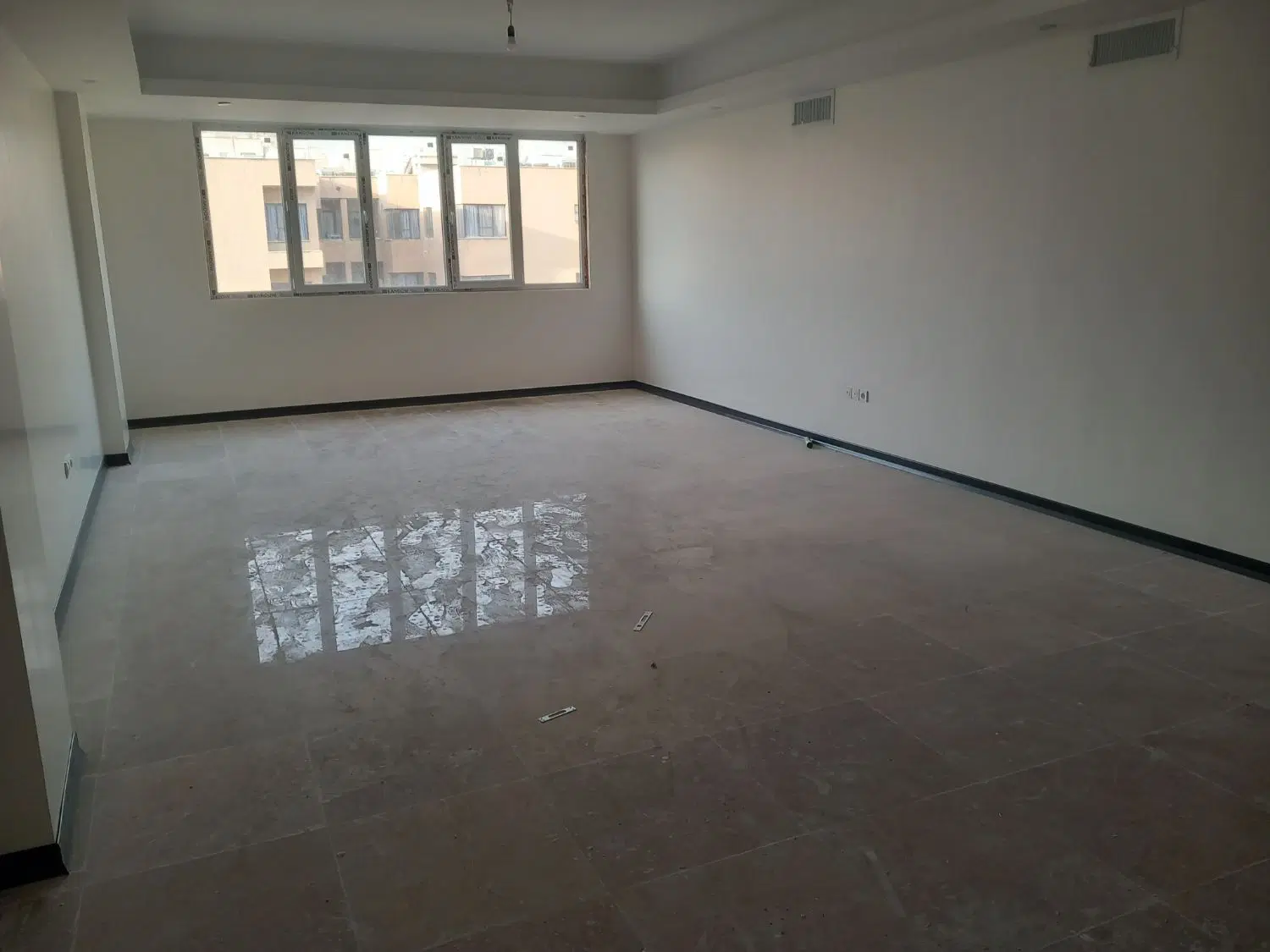 ۱۱۲متر دو خواب نوساز فول سالن پرده خور بنی هاشم