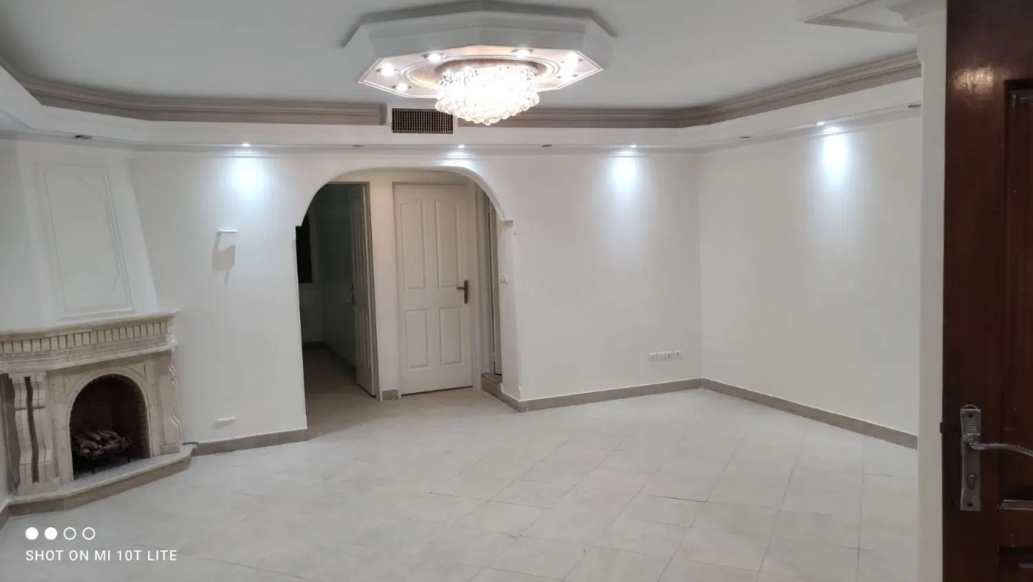 واحد 72متری فروشی