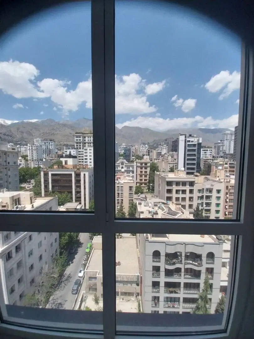 فروش آپارتمان۳۷۰متر ۴خواب ۱سویت مجزا فرمانیه سنبل