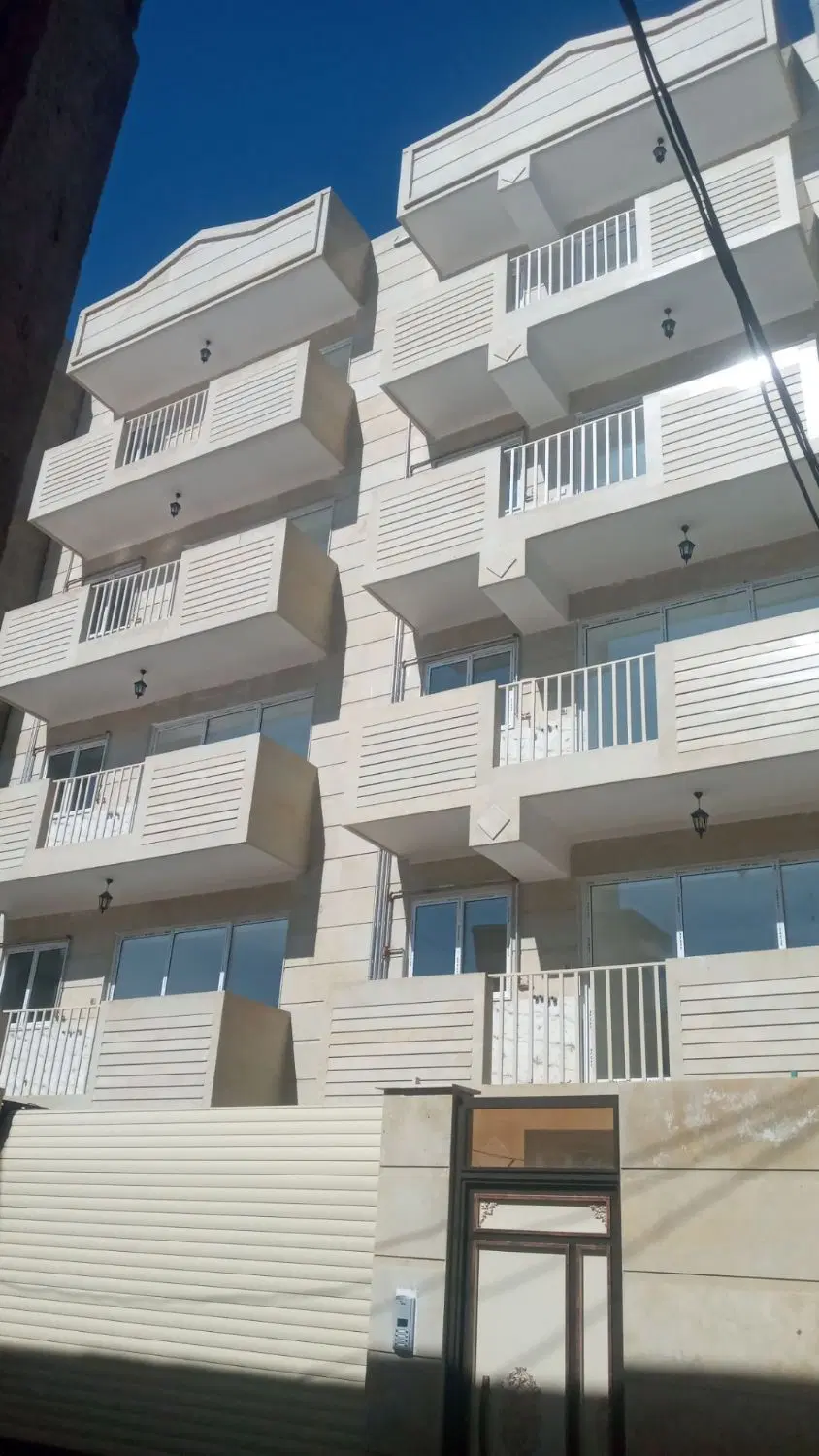 رهن و اجاره آپارتمان 102متر نوساز لوکس