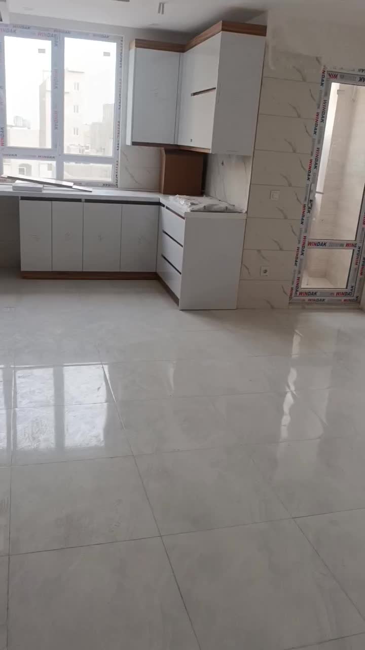 65متری املاک پارسیان