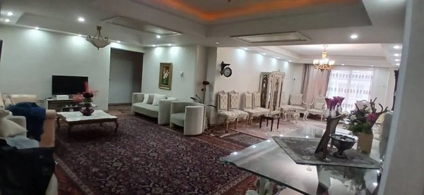 ازگل ۱۸۰ متر ۳خوابه استخر سونا دار فعال ۲پارکینگ