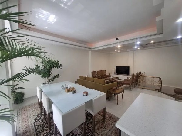 ۱۱۰ متر تاپ لوکیشن زعفرانیه_ مهر نیاززاده_سند شخص‌