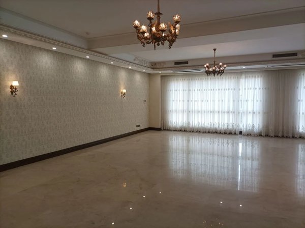 ۲۰۰متر با همسایگانی اصیل__High-Quality Buildings