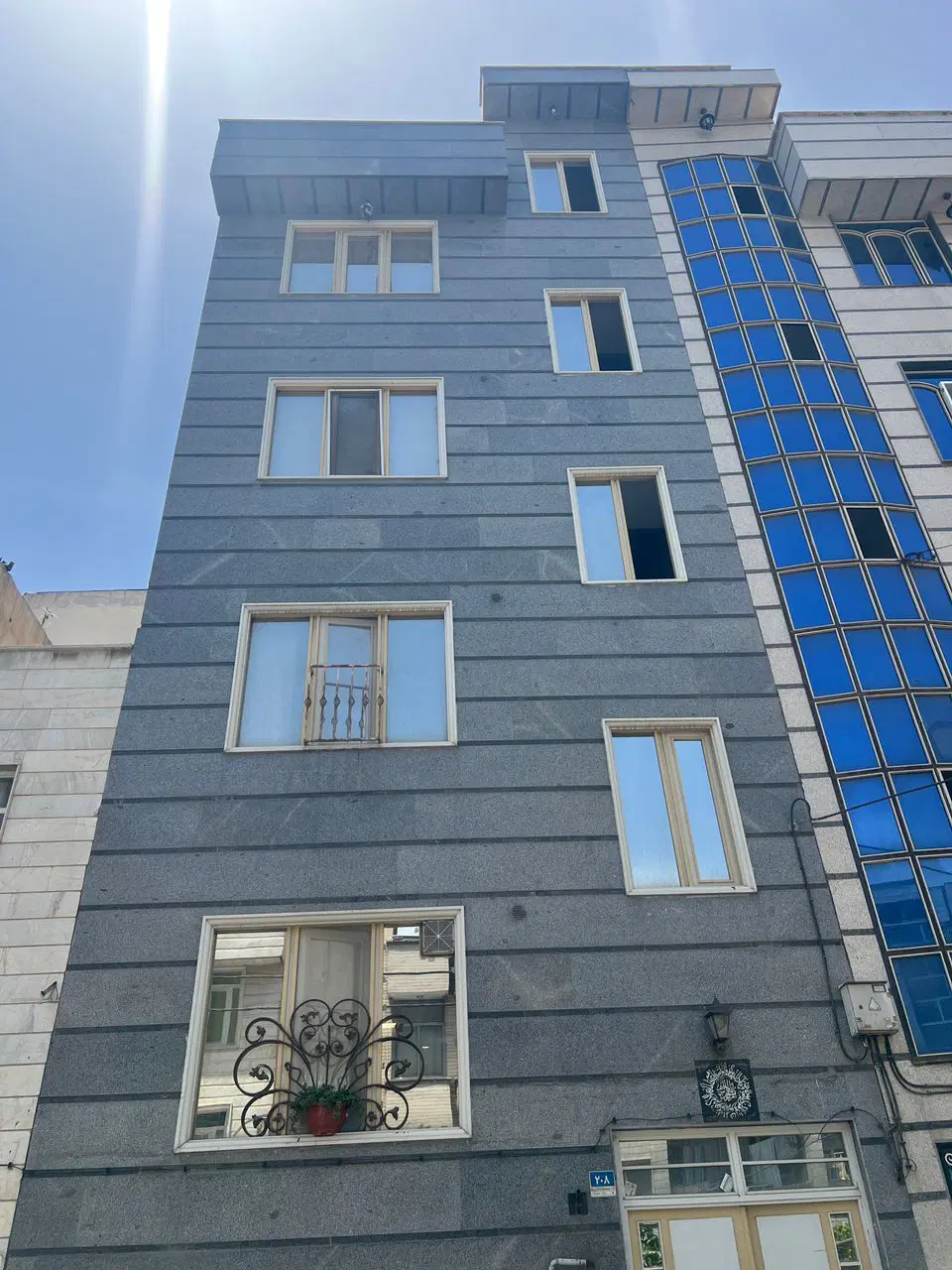 ۷۳متر_دوخواب_پارکینگ اصلی_تک واحدی