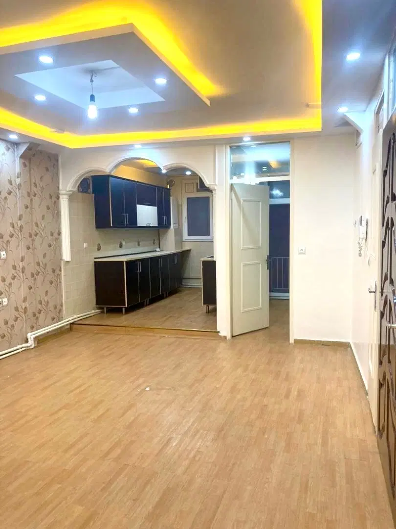 72متر تکواحدی دوخواب ارومیه شرقی بازسازی شده بالکن