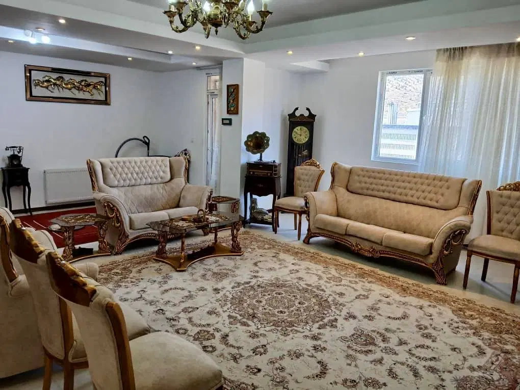 ۱۲۰ متر_رو به نما_باغستان غربی_ کم واحد_نیایش