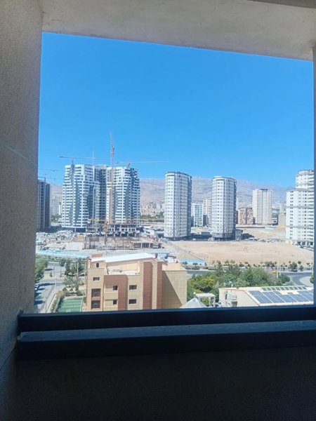 ۱۱۰متر۲خ_تاپ لوکیشن_سالن پرده خور_قابل تبدیل