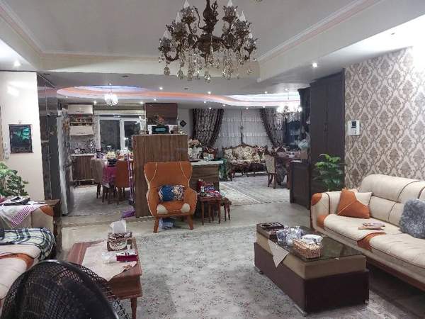 فروش آپارتمان ۱۶۰ متر تکواحدی دو پارکینگ