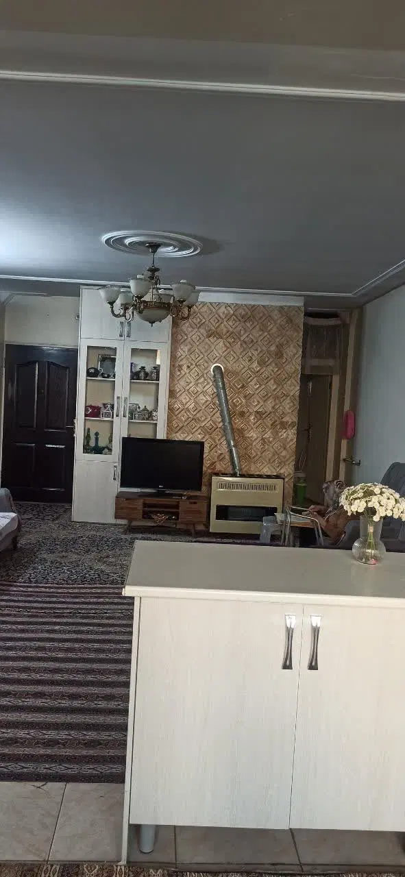 آپارتمان طبقه دوم ۶۰ متر مسلم جنوبی