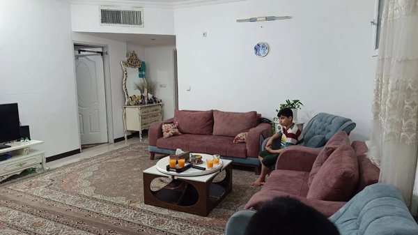 آپارتمان صد متری بهارستان دو نوساز با امکانات