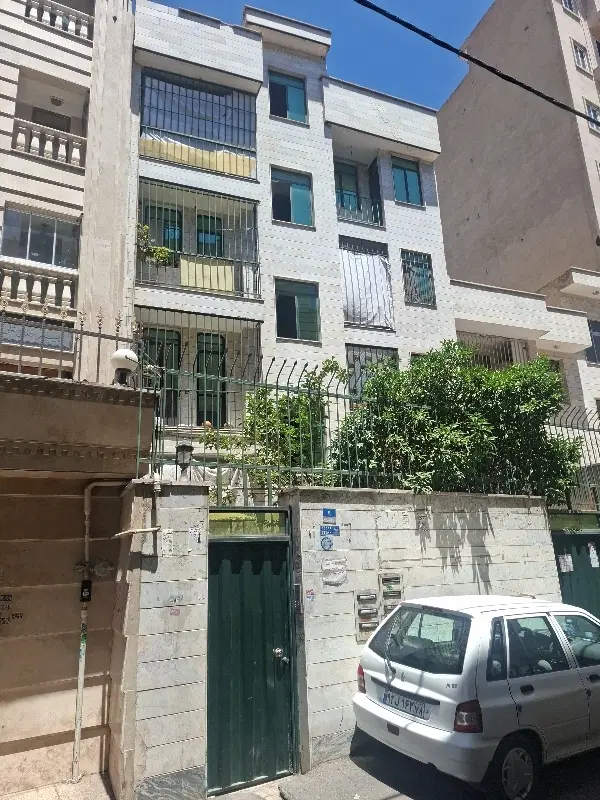 ۵۰ متر طبقه اول پارک موتورانباری مینا گیلکی شمالی