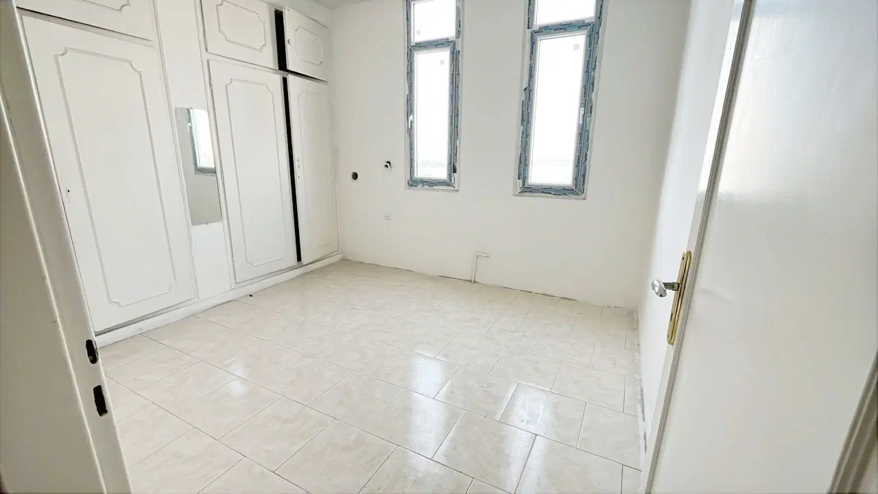 ۱۰۵ متری_ قدرالسهم دارد_ تاپ لوک
