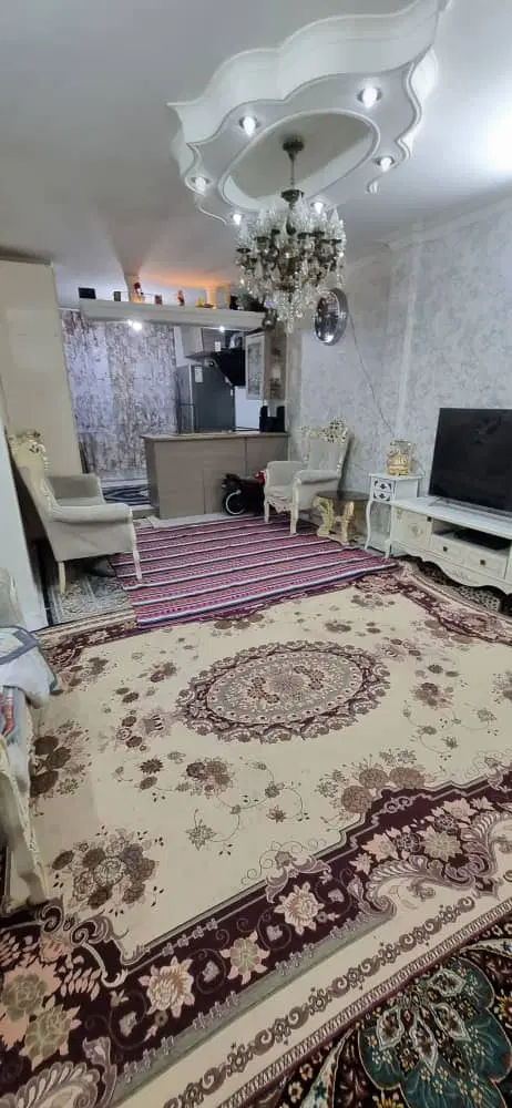۶۳ متر _ ۲ خواب _ تک واحدی