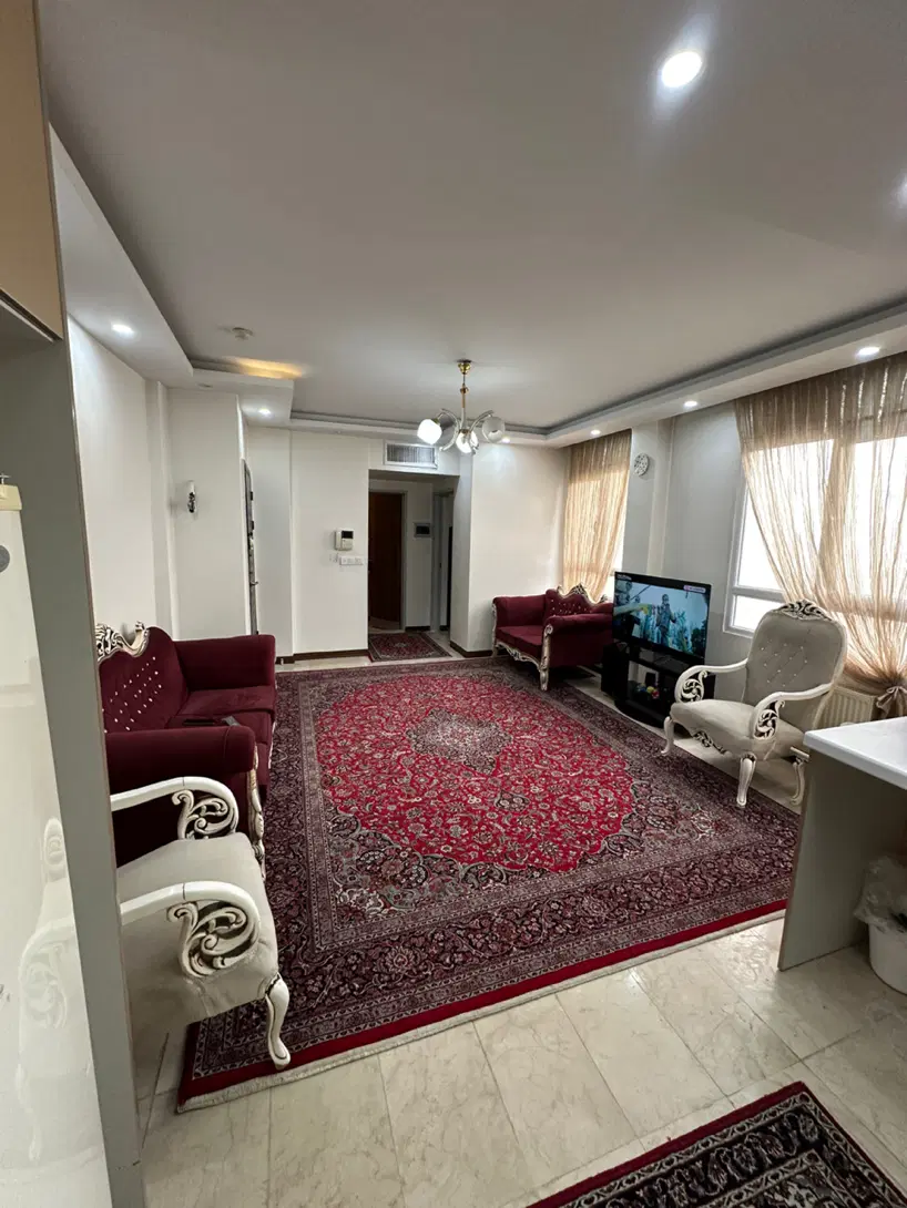بهنود زنجان_۵۵متر_فول_قابل تمدید_سالن سرتاسر پنجره
