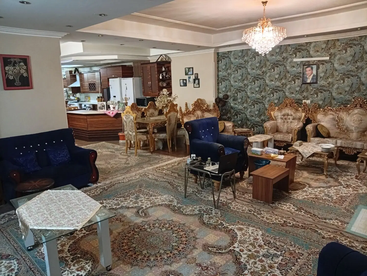 فروش واحد آپارتمانی 180 متری سه خواب
