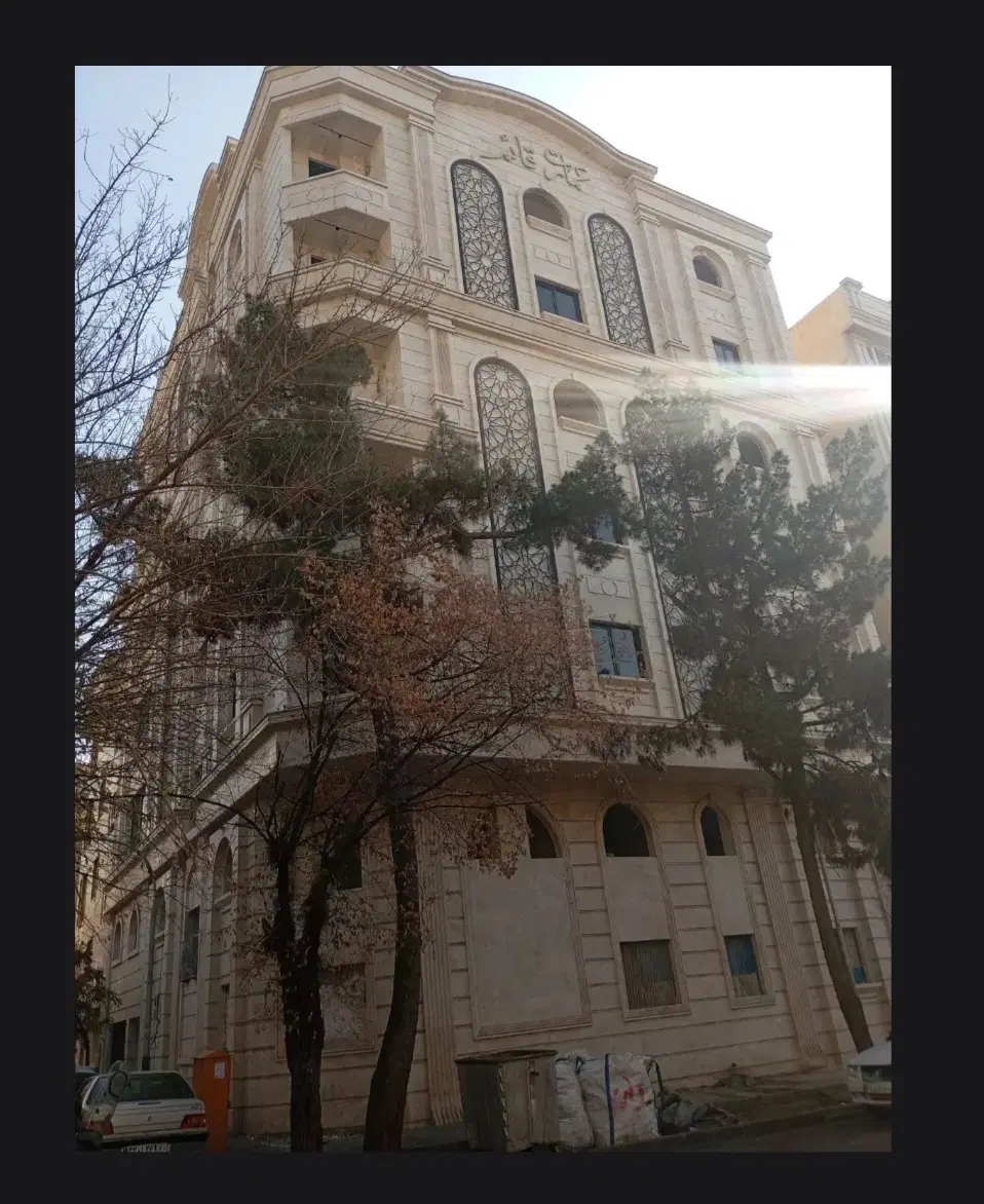 فروش واحد مسکونی پیروزی