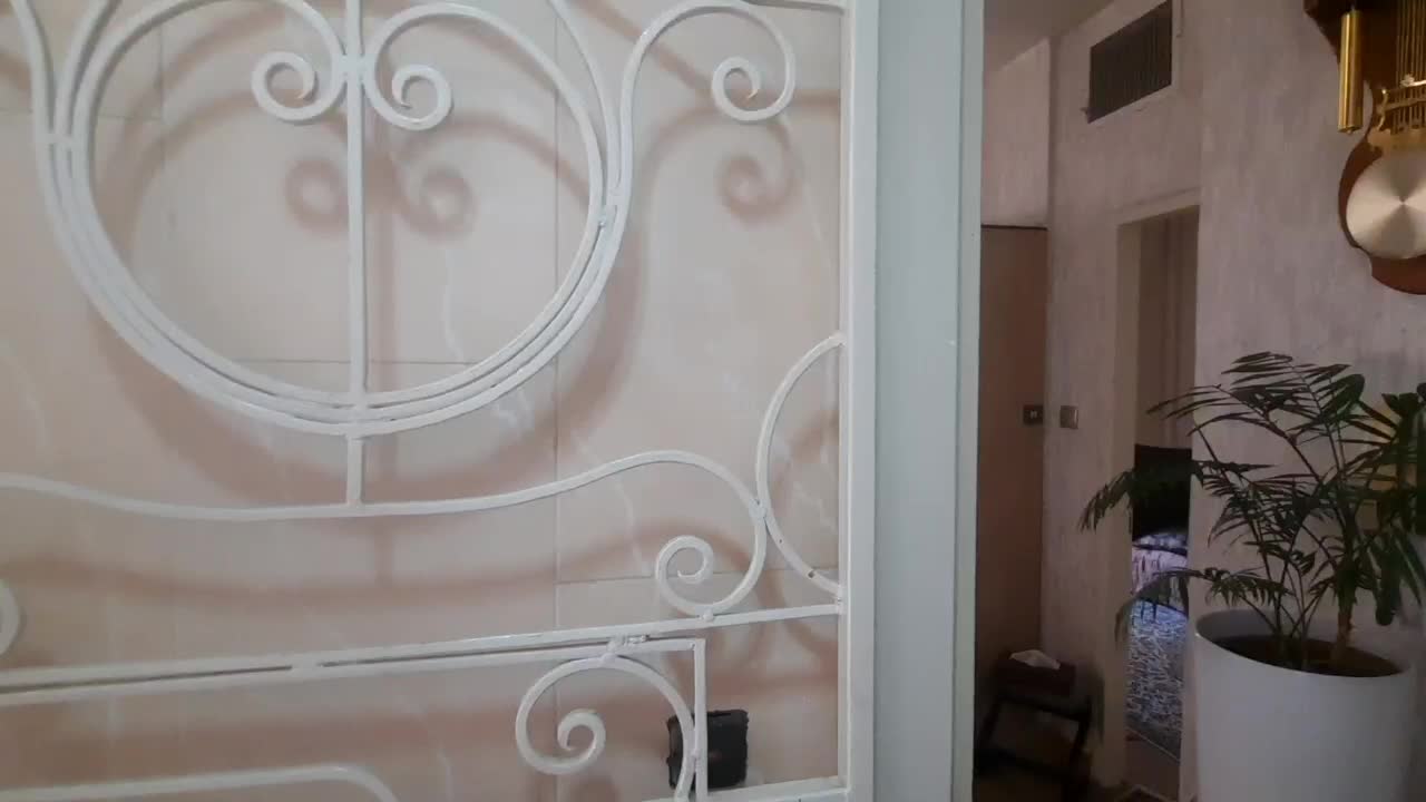 ۵۰ متر با پارکینگ به قیمت