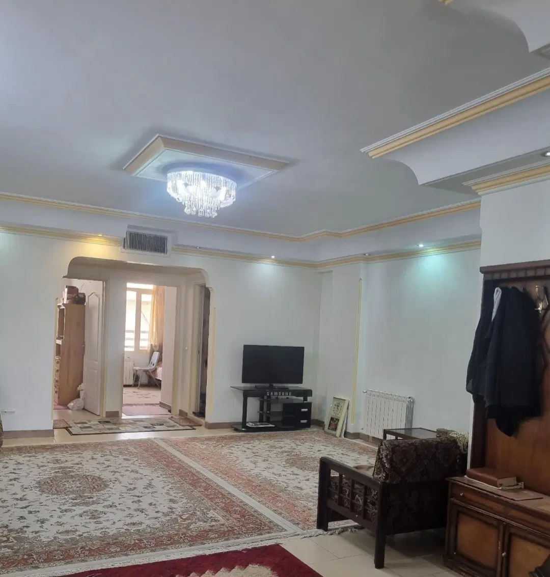 ۸۵ متر دو خوابه ، تک واحدی ( خوش نقشه )