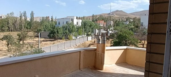 میدان بیمه تک واحدی 115 متر