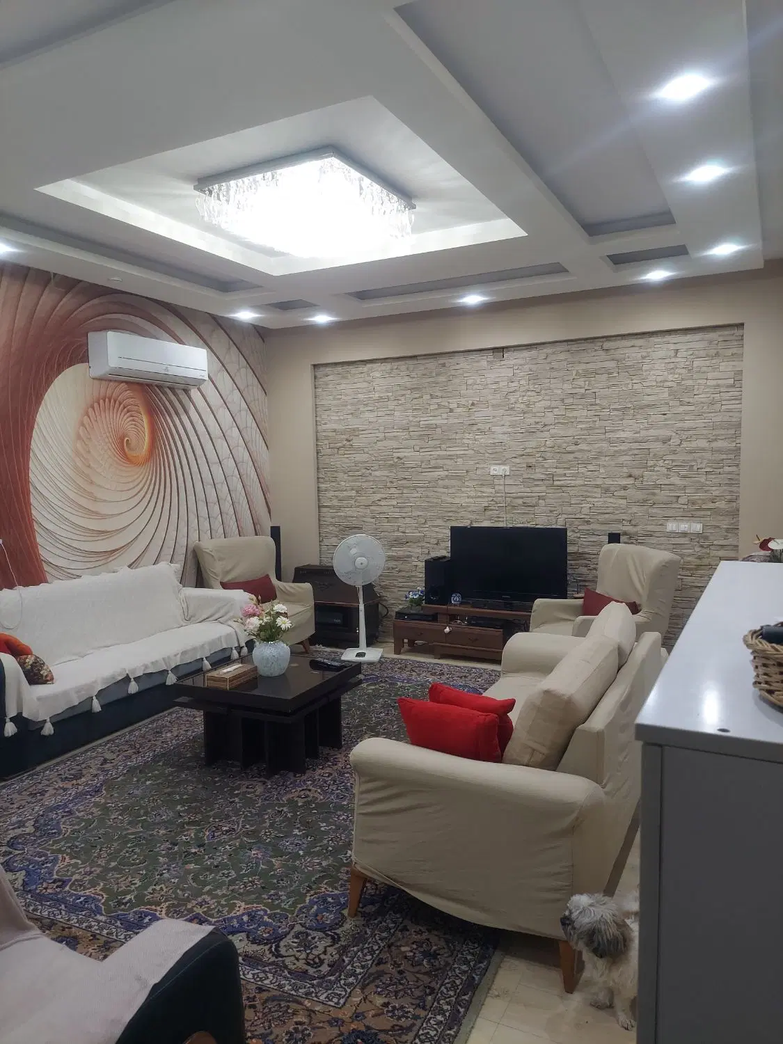 دوخوابه سالن بزرگ ساحلی غربی
