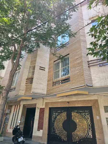 130متر 3خواب_طبقات بالا _بالای شریعتی