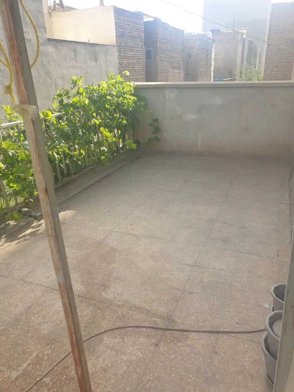 واحد اخوابه ۷۰ متری