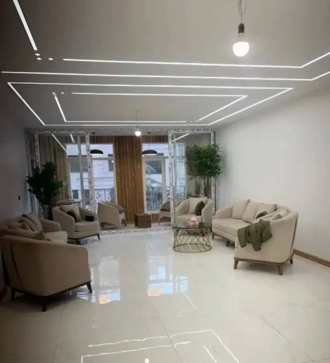 نوساز ۱۰۷‌ متر تخلیه سالن پرده خور