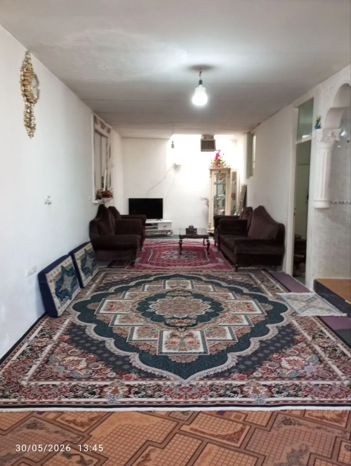 یک واحد مسکونی 100 متری