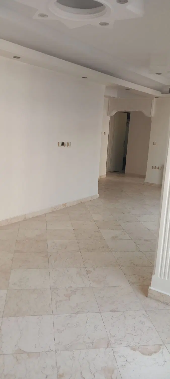 رهن واجاره یک دستگاه آپارتمان ۹۰ متری