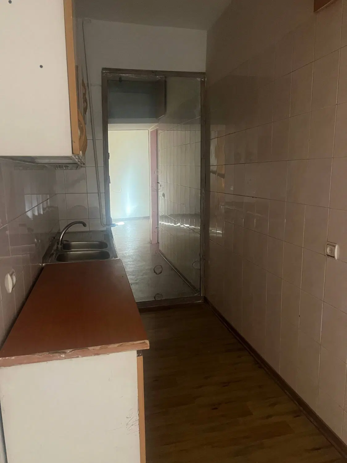 واحد ۵۰ متری اراج مناسب مسکونی مزون و دفتر کار