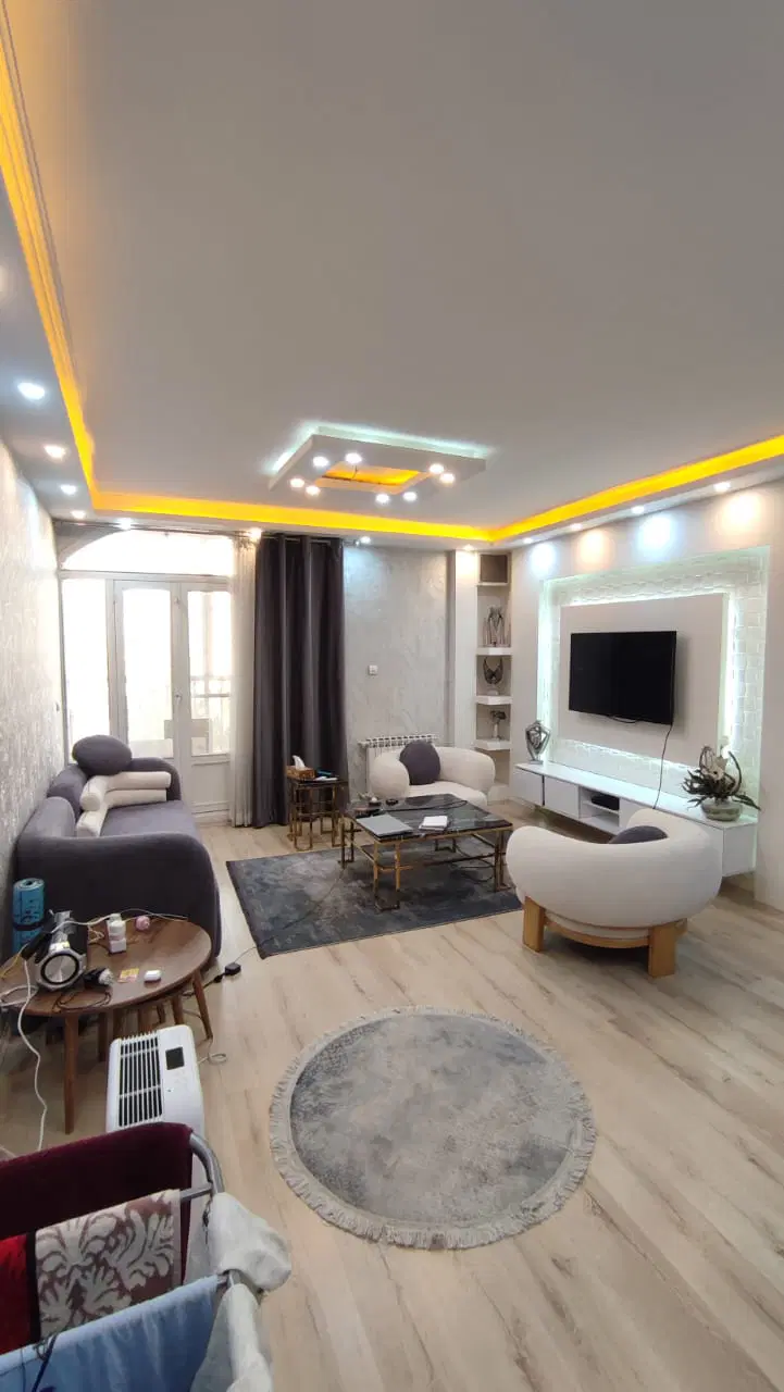**اپارتمان کلا ۶ واحد** کف قیمتت خیابان طوقانی
