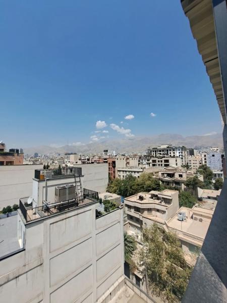 پاسداران زمرد سرمایه گذاری 180 متر 3خواب 2 پارکینگ